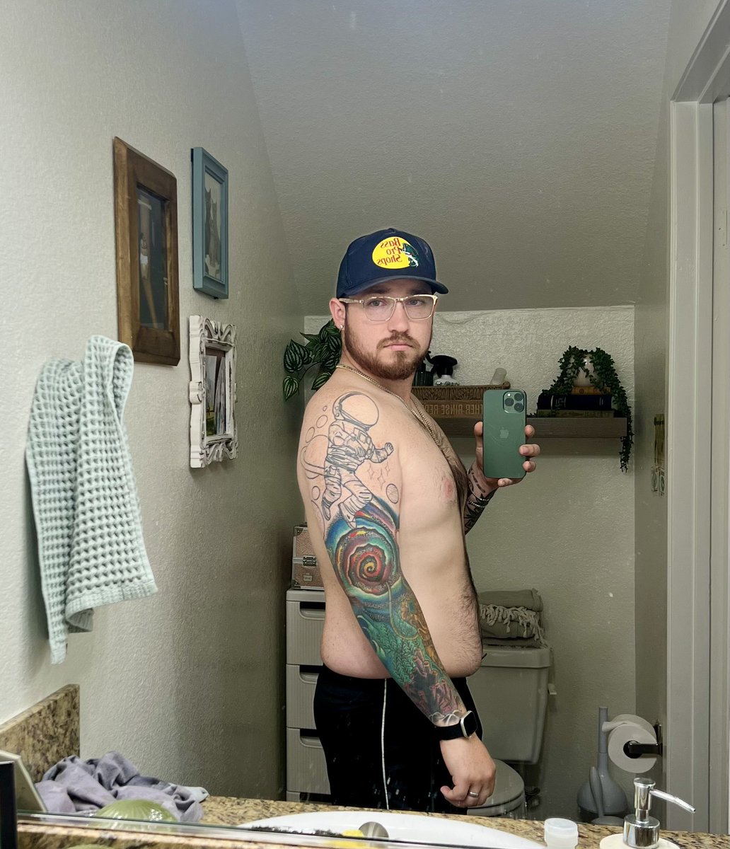 Been on a health journey this year, started eating Healthy in February after not being happy with my weight and started working out in March. It’s been 5 months so far. Lose 55 pounds

Starting Weight :264 as of February 2025
Current Weight :209.4 as of July 4 2025