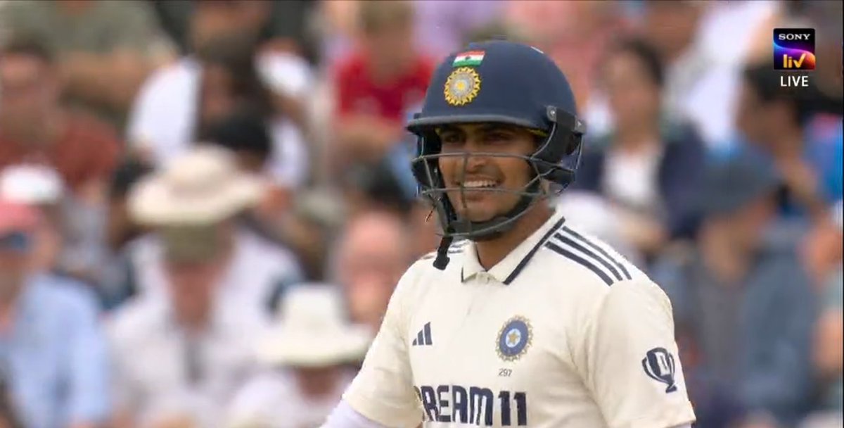 mufaddal_vohra's tweet photo. - 269 in the 1st innings.
- 100* in the 2nd innings.

SHUBMAN GILL IS HAVING ONE OF THE GREATEST EVER OUTINGS FOR A BATTER IN TEST HISTORY. 🇮🇳 https://t.co/8ASn2dxIJN