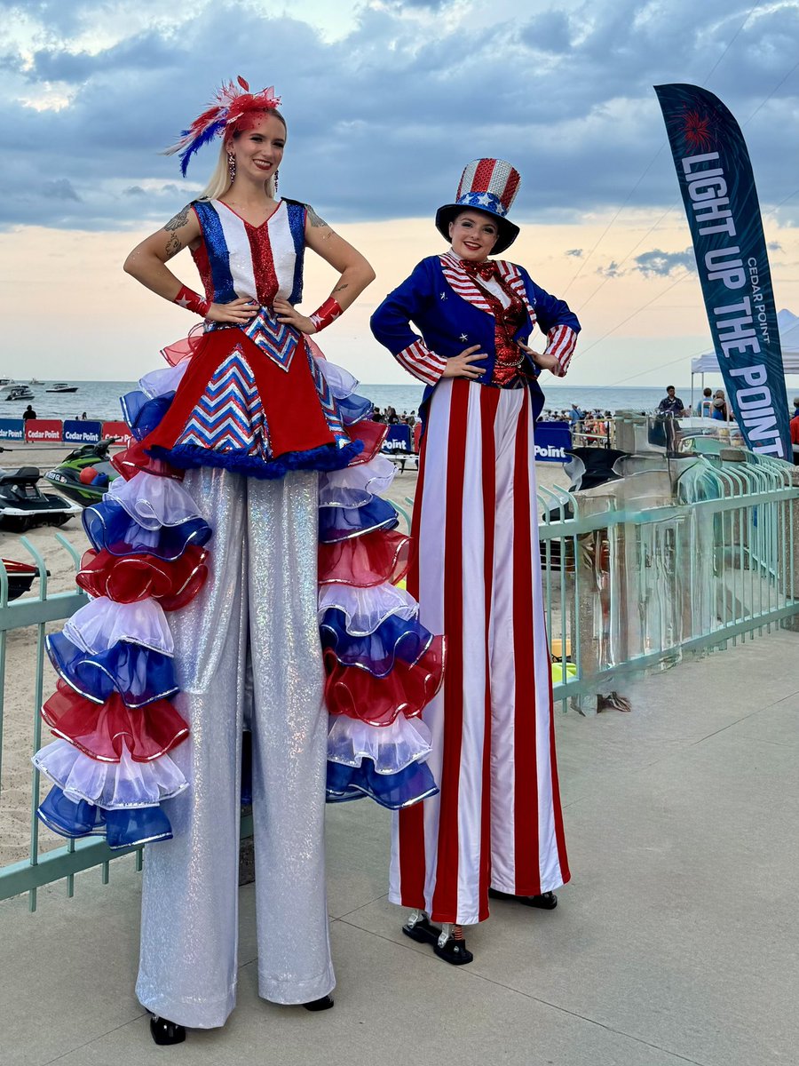 AmusementTweets's tweet image. Loved our seats for Light Up the Point last night at Cedar Point! Such a great spot to view the beautiful display of fireworks! 🎆 ❤️💙🇺🇸 #Happy4thofJuly #cedarpoint @cedarpoint @TonyClarkCP 

#aplacelikenoother #cplikenoother #lightupthepoint #sandusky #ohio #sanduskyohio