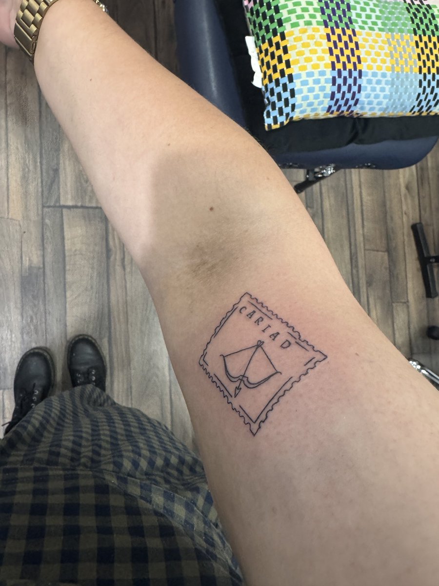 idoliseidiots's tweet photo. song so important to me it’s tattooed on me 4 life x #roystern https://t.co/nG32myIGTv