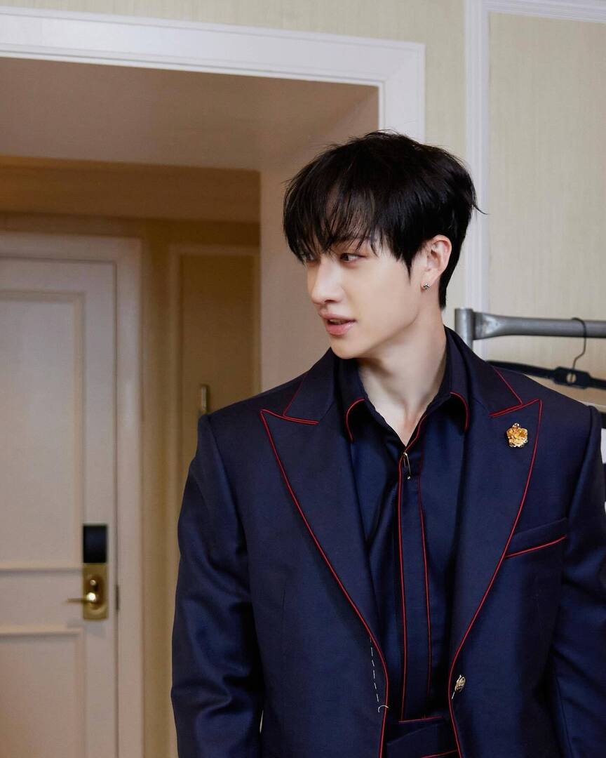 selfolssi ♤ tweet media