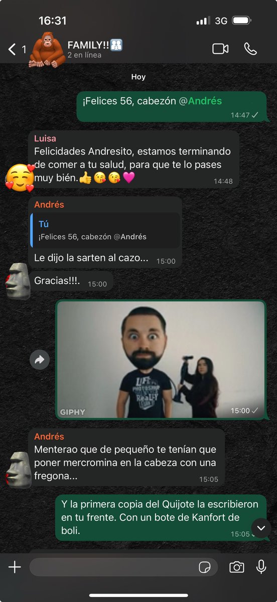 JavierLobo's tweet image. #Mirmano cumple años hoy, y como buenos manchegos, gastamos buena almendra.