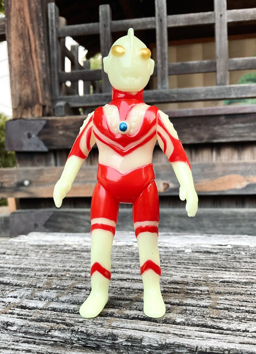 ヤモマーク 蓄光ゾフィー ヤモマーク『ゾフィー（蓄光）』 ヤモマークの大怪獣シリーズ ゾフィー