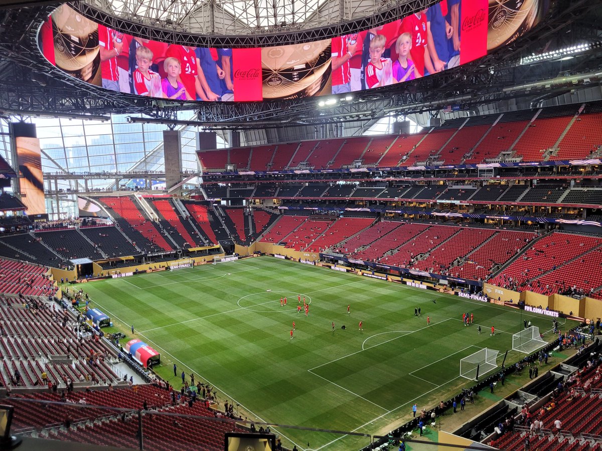 Good morning, Atlanta! Platzbegehung um 10.40 Uhr morgens - bei einem Champions-League-Duell.
#FIFAClubWorldCup2025 
#FCBPSG