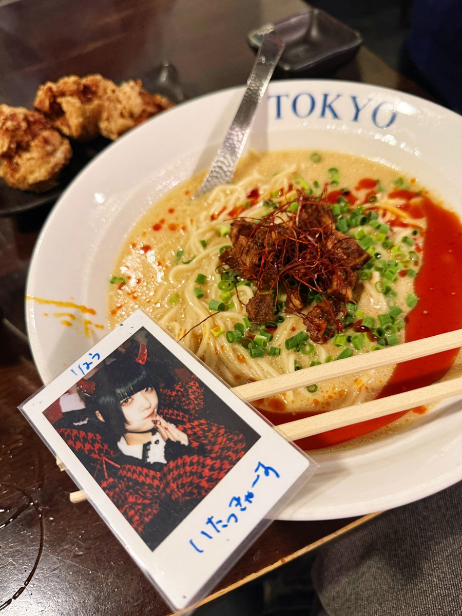 8sLk_'s tweet photo. 5年ぶりくらいにうぃうあwと飯食った https://t.co/TbyCydONmL