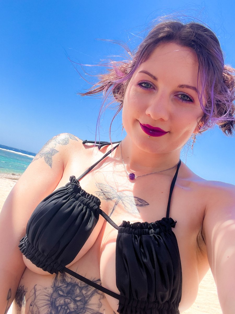 Luna Fern tweet media