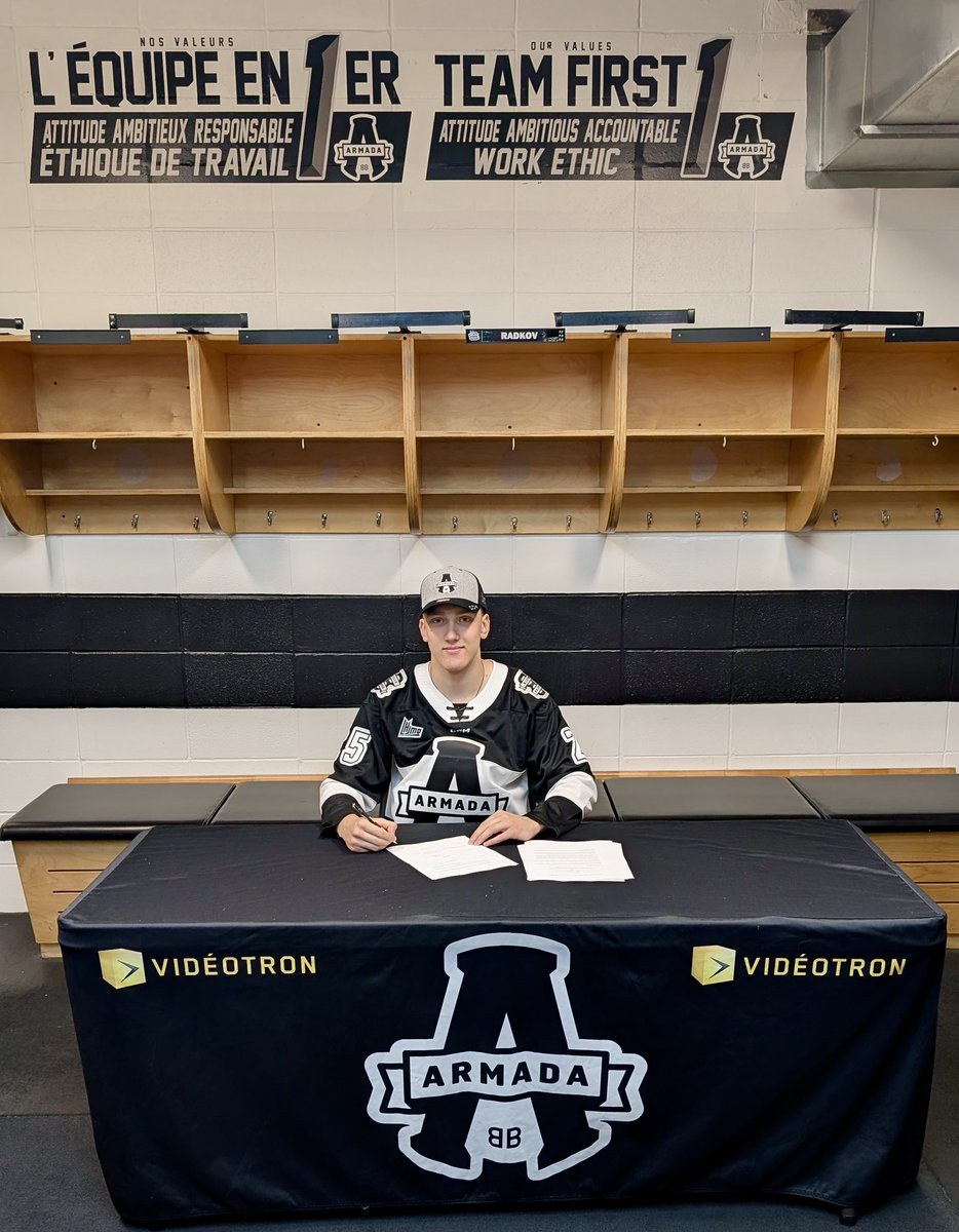 ArmadaBLB's tweet image. Bienvenue à bord, Arseni! 🤝
Le plus récent choix de 3e ronde des @CanadiensMTL jouera avec l’Armada en 2025-26!
Il a signé son contrat au CESR hier ✍️
#LeFuturEstMaintenant⚡️