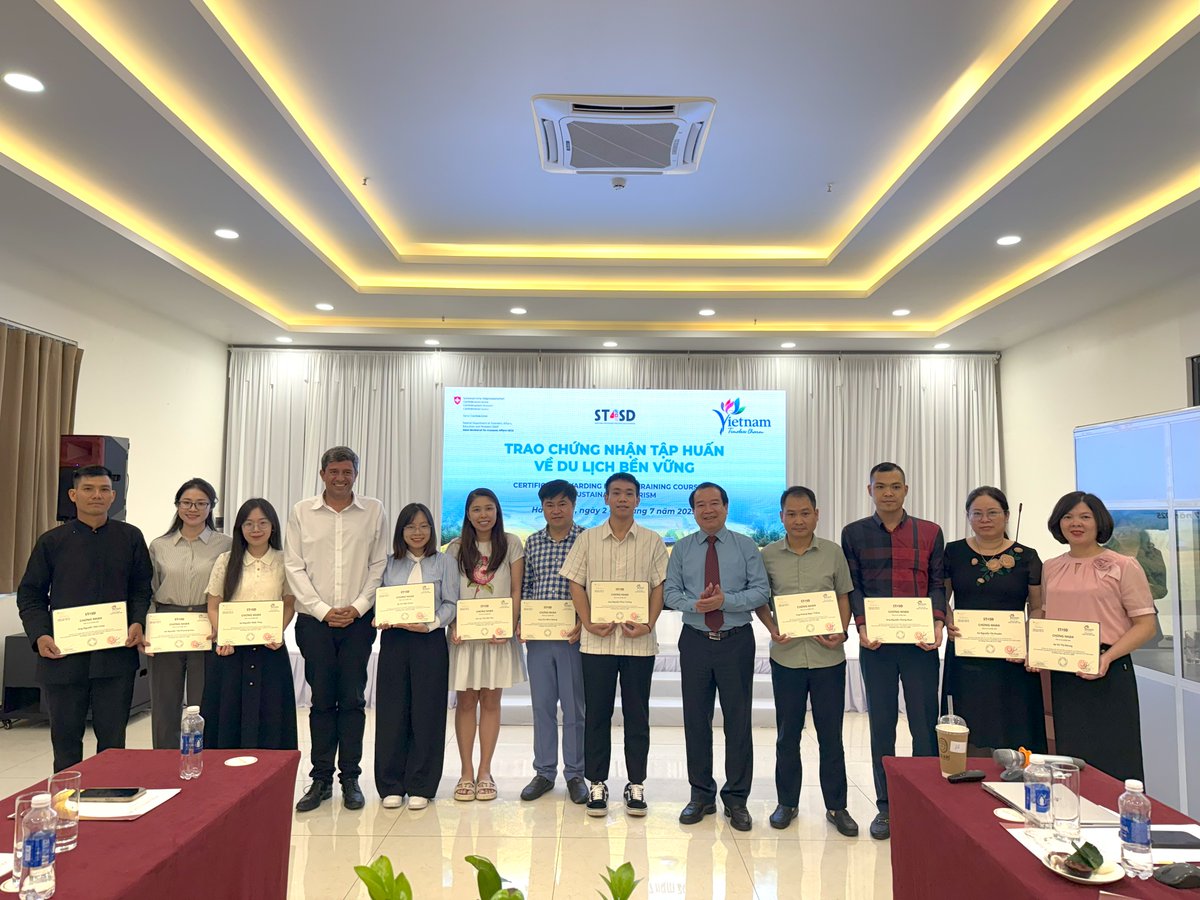 ST4SDproject's tweet photo. 🌿 From theory to action in Hà Giang!
Sustainable tourism training under the #ST4SD project empowered local actors with tools, insights &amp; real-world practice to drive community-led tourism.
Read more �� https://t.co/lRJHqEutAV
#SECO #VNAT #HELVETAS #CRED #SustainableTourism https://t.co/XV1EAJcT81