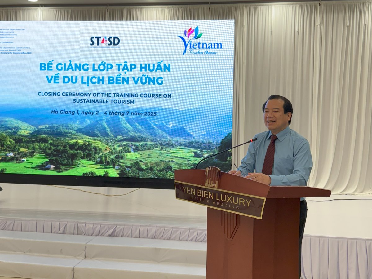 ST4SDproject's tweet photo. 🌿 From theory to action in Hà Giang!
Sustainable tourism training under the #ST4SD project empowered local actors with tools, insights &amp; real-world practice to drive community-led tourism.
Read more �� https://t.co/lRJHqEutAV
#SECO #VNAT #HELVETAS #CRED #SustainableTourism https://t.co/XV1EAJcT81