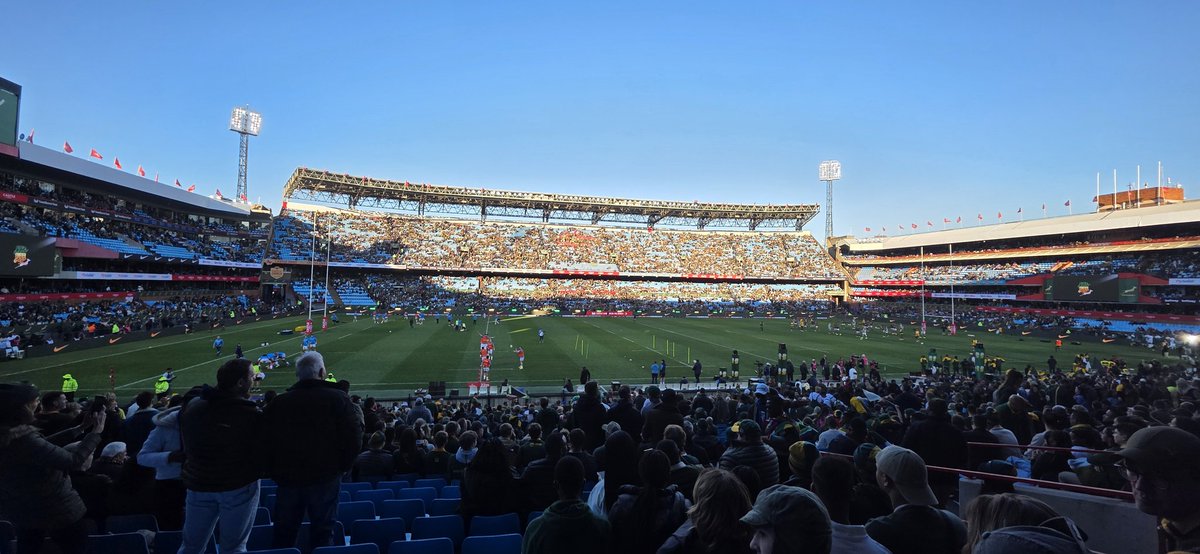 timalive's tweet image. Dapper Loftus
#Springboks