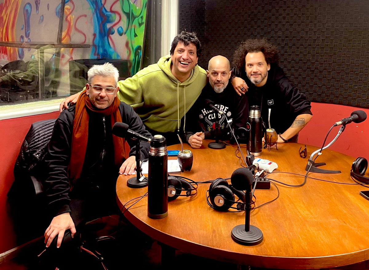 Municipio A - MVD (@municipioa) on Twitter photo 📣 Estamos en VIVO▁ ▂ +OESTERADIO ▂ ▁
📻 Nota central: MOTA en vivo presentando su show en el <a href="/cc_elflorencio/">CC Florencio Sánchez</a>
👉 por <a href="/elpuenteoficial/">El Puente FM</a> FM 103.3 y <a href="/lacotorrafm943/">La Cotorra FM 94.3</a> FM 94.3
🎧on line as100.globalhost1.com/8082/stream
📡 Sintonizá el oeste 📣 Estamos en VIVO▁ ▂ +OESTERADIO ▂ ▁
📻 Nota central: MOTA en vivo presentando su show en el <a href="/cc_elflorencio/">CC Florencio Sánchez</a>
👉 por <a href="/elpuenteoficial/">El Puente FM</a> FM 103.3 y <a href="/lacotorrafm943/">La Cotorra FM 94.3</a> FM 94.3
🎧on line as100.globalhost1.com/8082/stream
📡 Sintonizá el oeste