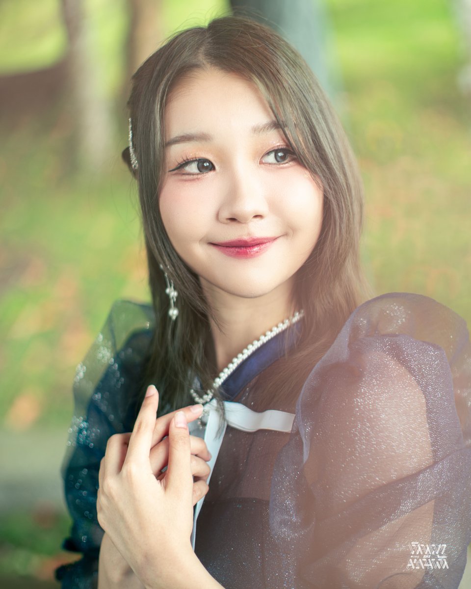 cgm48official's tweet photo. [🏔️🏆] #HokorinoOkaTH

CGM48 3rd Album
「Hokori no Oka - เนินเขาแห่งความฝัน」

- #JingjingCGM48 -
Aranya Kaewmalai

FULL MV ➫ https://t.co/UKAlCO1vq1

#เนินเขาแห่งความฝัน
#CGM483rdAlbum
#CGM48 https://t.co/yv3x5qL39v