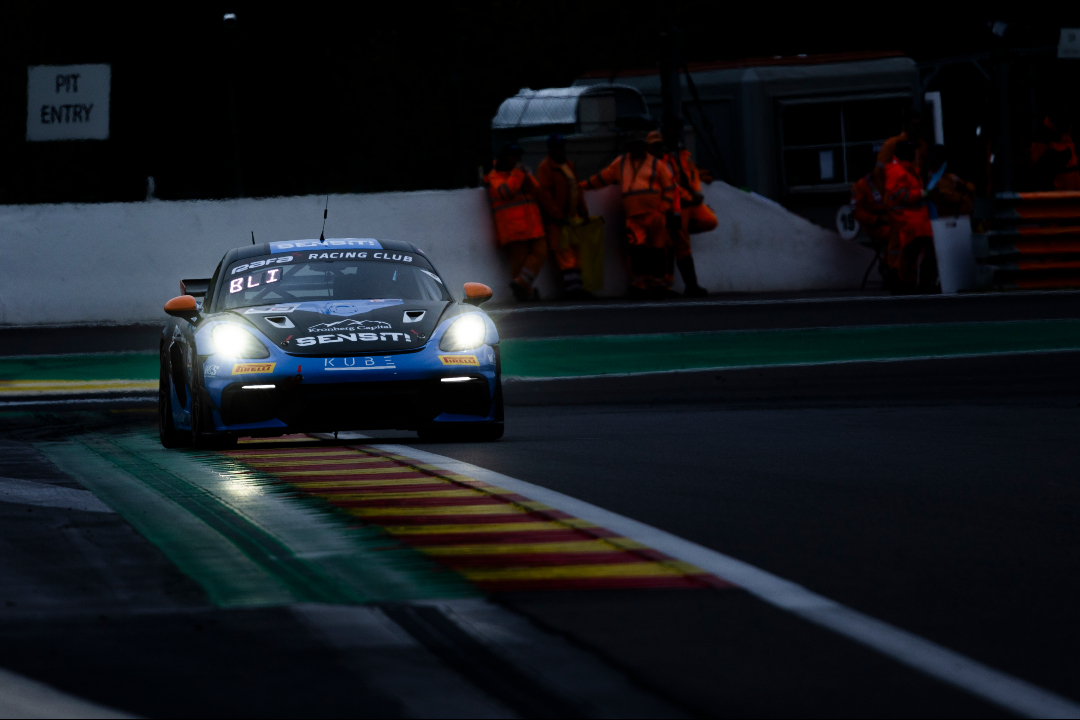 Spa special

📸 <a href="/vinyi_arnau96/">Vinyi</a> 
#motorsport #racingislife #instaracing #raceweek #driveyourvibetothetop #weliveforracing #racing #gt3 #racetrack