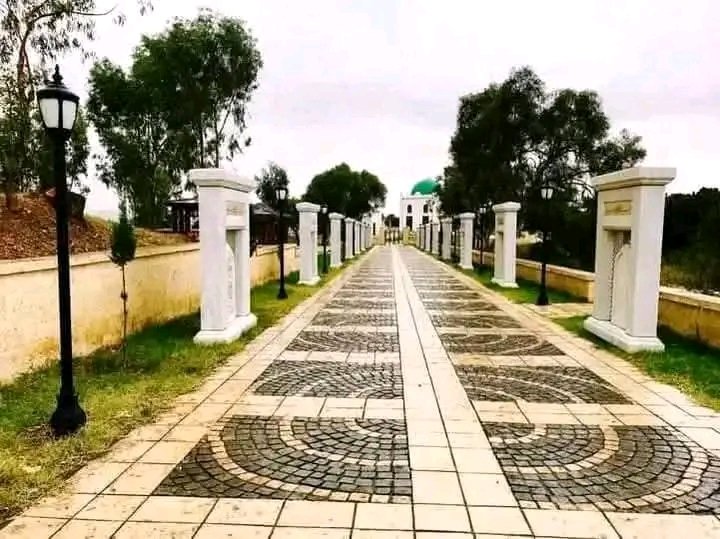 Tigrai_TV's tweet image. سيتم الحفاظ على قيم عاشوراء وتوثيقها واستخدامها لتطوير السياحة في تيغراي، لتصبح تراثًا غير مادي للمنطقة – مكتب تيغراي للثقافة والسياحة
---
أعلن رئيس مكتب تيغراي للثقافة والسياحة، الدكتور أتسبها قبرقزابهير، عبر صفحته الشخصية على فيسبوك: "تهانينا".
وأوضح أن هذا الاحتفال الثمين…