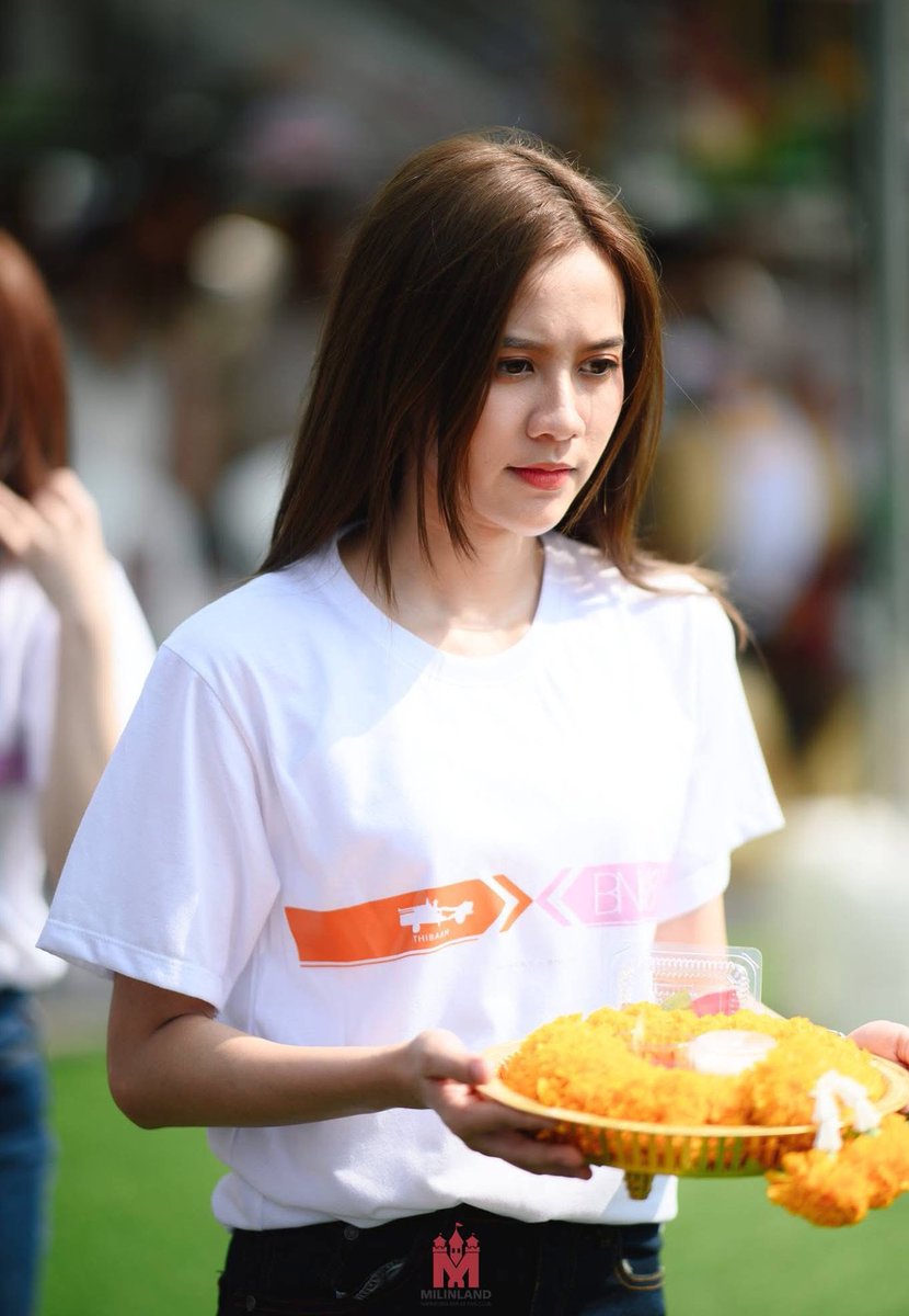 iamyourvent's tweet photo. 8 ปีผ่านไป พี่ก็ยังหล่อสู้งานบวงสรวงเหมือนเดิม พี่ช่วยบวงสรวงอีก 3,846,572 เรื่องได้มั้ยคะ หนูอยากเห็นความหล่อนี้บ่อยๆ 🫠

#NamneungMilinD https://t.co/OJkKXbBe5p