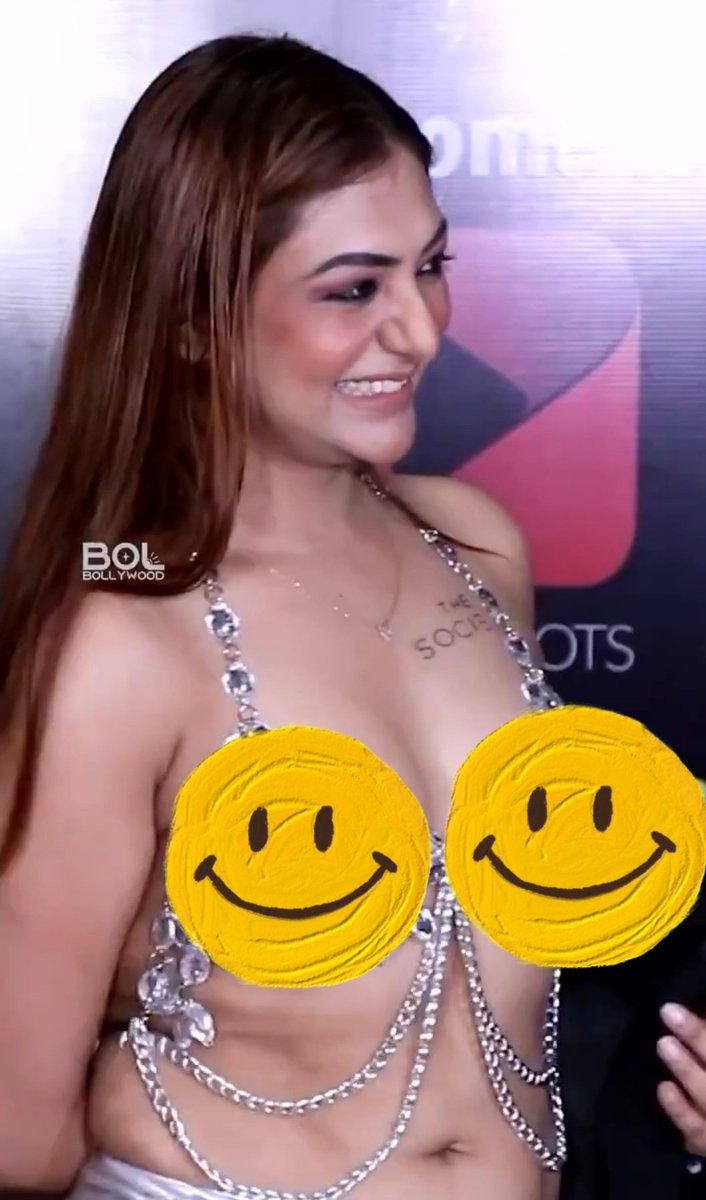 खुशी मुखर्जी अपने लुक की वजह से बहुत खुश हैं इन दिनों।