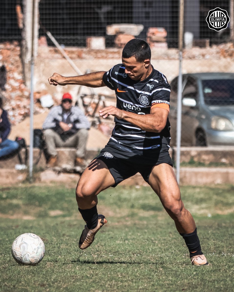 FormativasO's tweet image. 🔚 Final del encuentro.
⚽️ Sub-17.
➖️ Libertad (0-0) #Olimpia.
