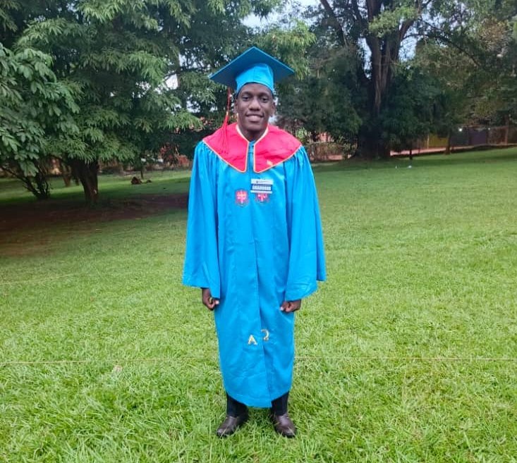 Kitandwe69's tweet image. Degree: BANGED. 🎓
What a journey. Grateful beyond words.
Thank God! 🙏
#UCUGrad25