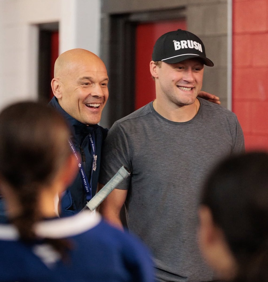 jen / current victim of leafs hockey :( tweet media