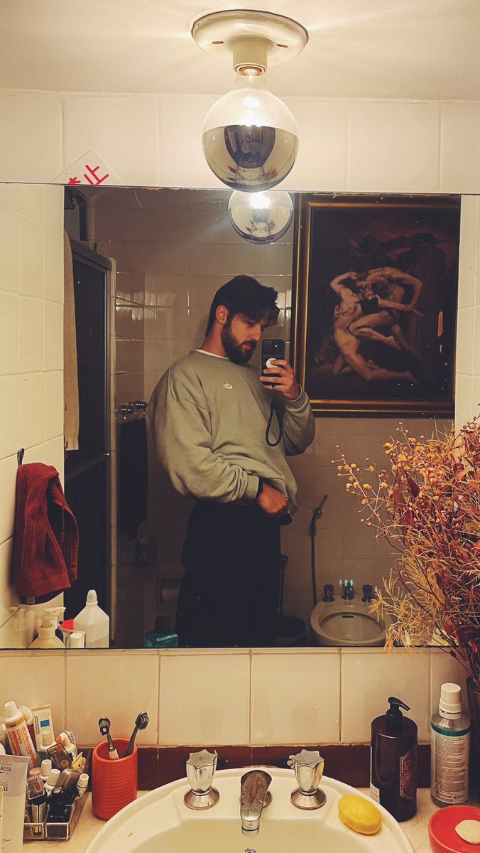 renan_estivan's tweet image. Look at me trying to play it hard