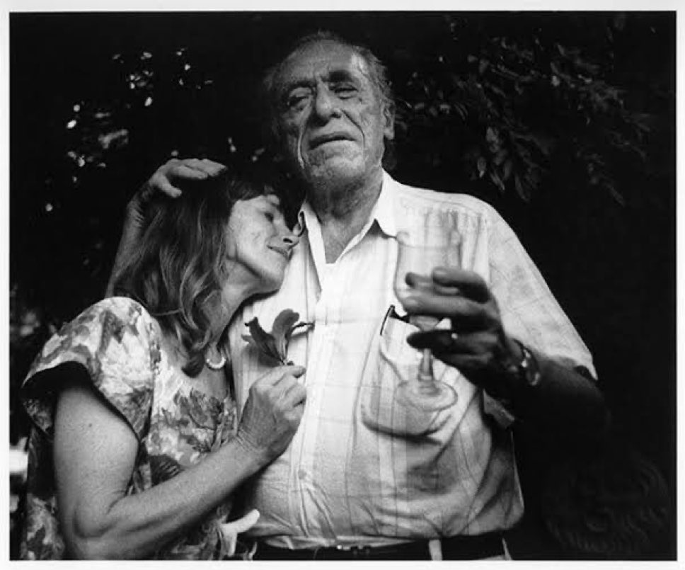 Charles Bukowski: Bir insanı kandırmayı başarmış olmanız, aptal olduğu anlamına gelmez, size hak ettiğinizden daha fazla güvendiği anlamına gelir.