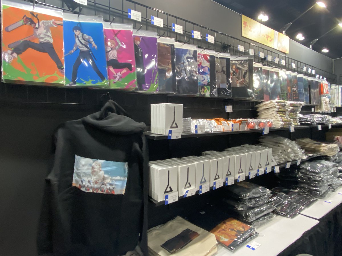 AnimateUSA's tweet image. #AX2025 Day 3🎊
The animate Group Booth (#SH504) is open and stocked with tons of exclusive anime goods🎉🎉
Start your day with us—we're ready for you ✨
#animateUSA #WutheringWaves #Hololive #ChainsawMan