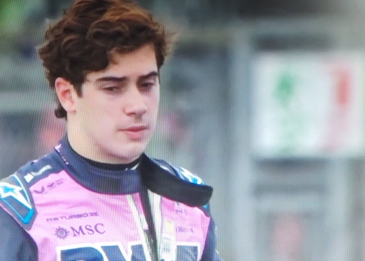 Todo un país pibe 🇦🇷
No estás solo !!!
#SiempreConEl43