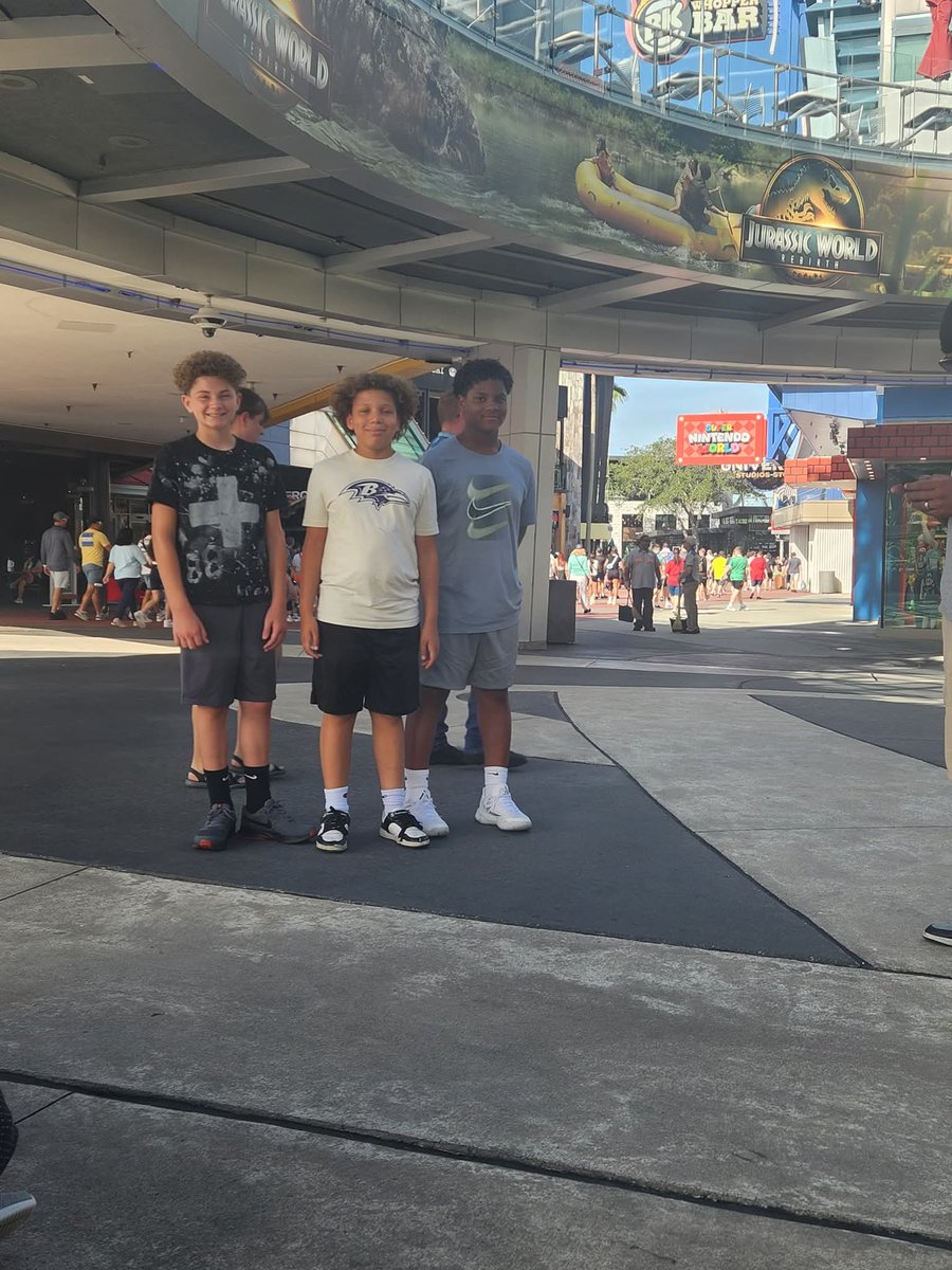 Happy 10th birthday, Darren 🤯🫡