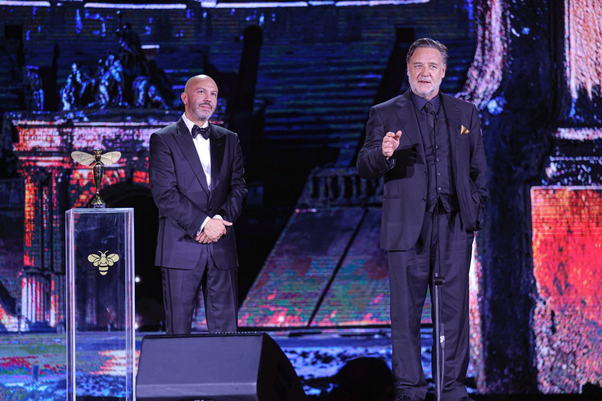 In Malta tonight you can watch 

The Golden Bee Awards 

Saturday 5th July
8.45pm 
TVM and ONE TV