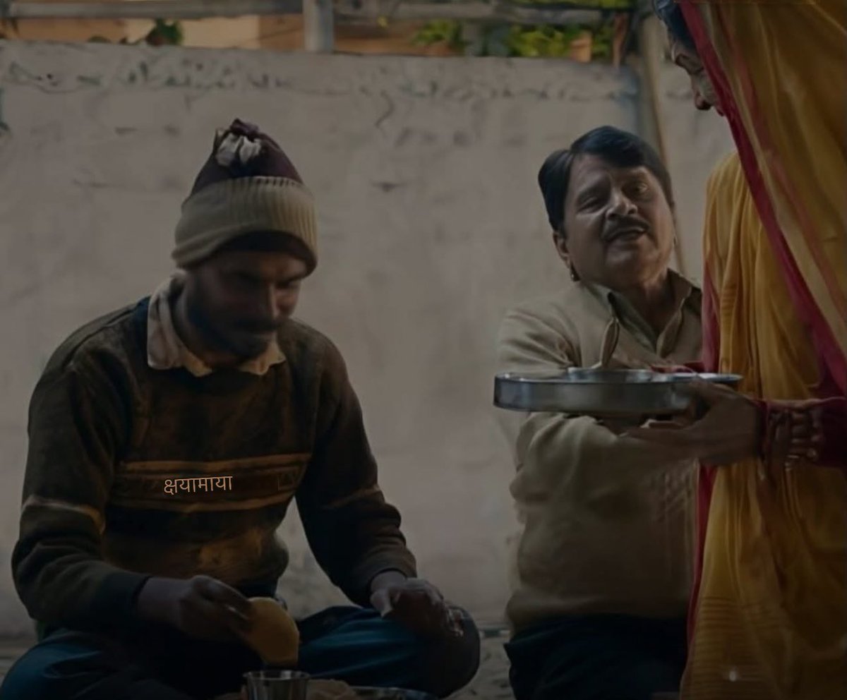 दूधीची भाजी, पंधरा-विस पुऱ्या आणि एक वाटी शेवया हाणून झाल्यावर विनोदभैय्या म्हणतो 
"मि गरीब आहे, गद्दार नाही"

आणि बाप लेकांची मंत्रिपद भोगुन झाल्यावर आमचा ठाण्याचा मराठी भैय्या म्हणतो #जय_गुजरात 🤦🏻‍♂️