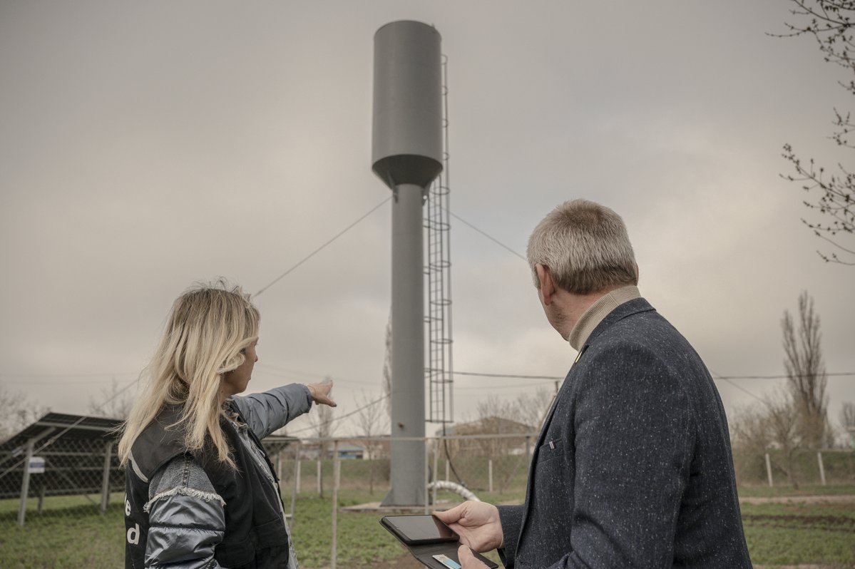 I začátkem roku 2025 jsme v #Ukraine pomáhali lidem zasaženým ruskou invazí. Mezi lednem a dubnem jsme dokázali podpořit přes 93 000 lidí.
💧 více než 53 700 lidí získalo přístup k čisté vodě, hygieně a sanitaci
🏠 11 649 lidí jsme podpořili přístřeším a základním vybavením
👩‍🏫 11