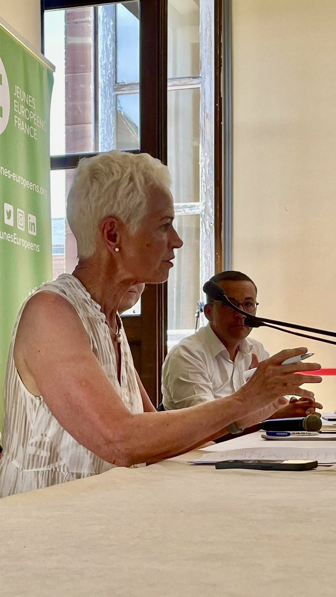 KlinkertBrigitt's tweet image. 🇫🇷🇩🇪 Heureuse d’avoir pris part à une table-ronde à Saverne, dans le cadre de l’Académie Louise Weiss, aux côtés de @roland_theis
Un échange nourri sur le rôle de l’Europe face aux crises, et la responsabilité du couple franco-allemand dans la défense du droit et de la paix. 🇪🇺