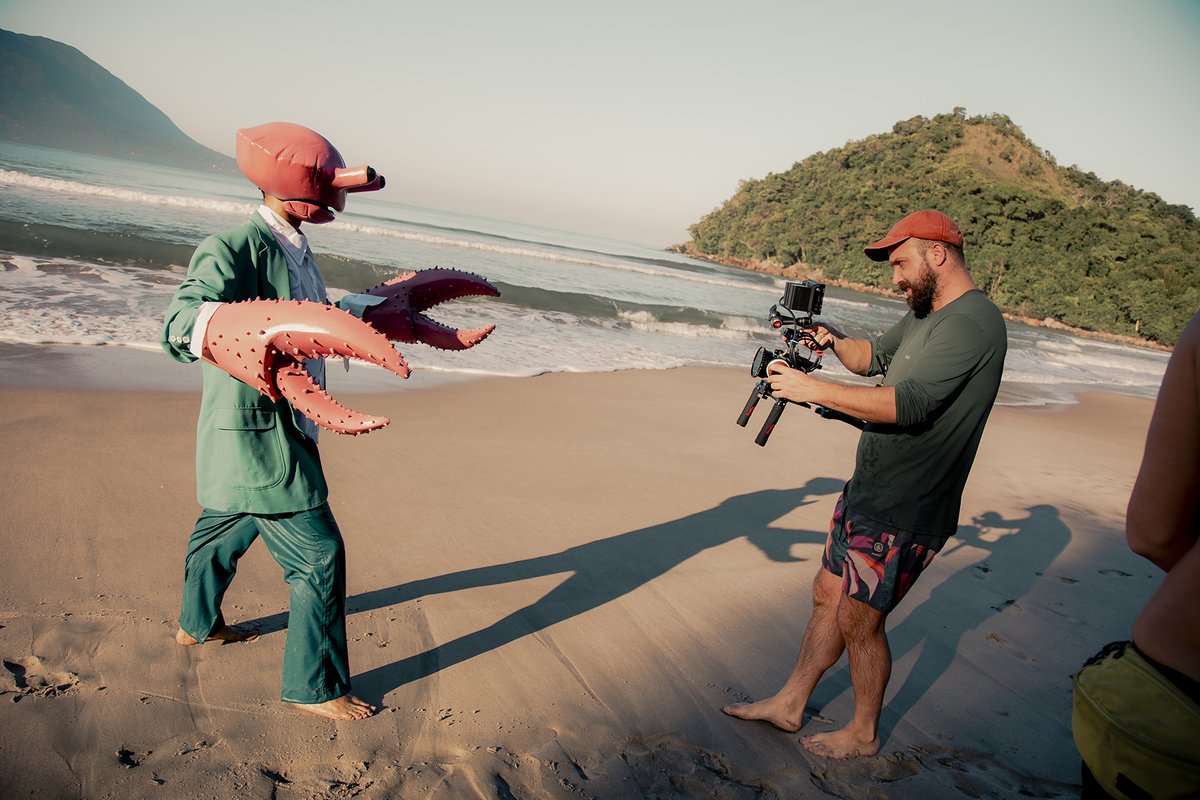 Supercombo's tweet image. Mais bastidores do Piseiro Black Sabbath 🦀 que já já completa 1 mês! E de onde saiu esse, tem mais... AGUARDEM.
Fotos: Marcela Sanches