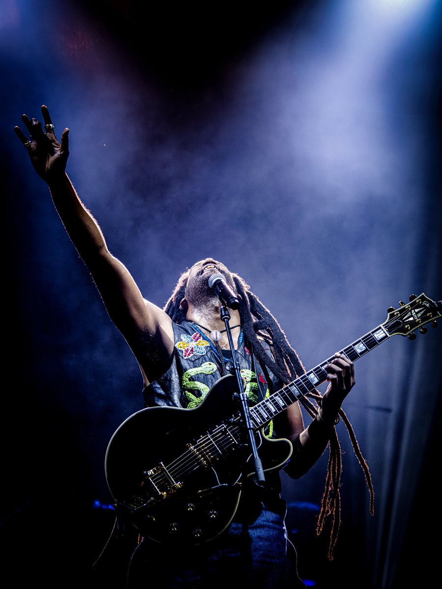 July dates

12- @montanafolkfest / Butte, Montana 
13- @montanafolkfest / Butte, Montana
19- @awf_detroit / Detroit, Michigan
20- @awf_detroit / Detroit, Michigan
24- @millennium_park w @steelpulseofficial / Chicago, Illinois

📸 Valerie Gassien