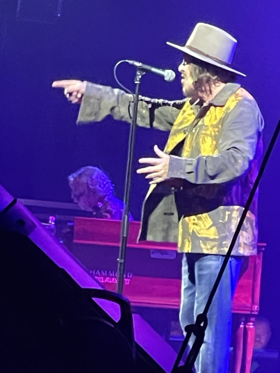 Bwasiliewgmail1's tweet photo. @ZuccheroSugar Grazie Zucchero https://t.co/rugKZypGzK