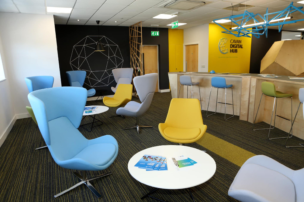🤔 An raibh a fhios agat gurb é Mol Digiteach an Chabháin an áit iontach le gnó a dhéanamh ar an toirt?

Ag tairiscint réimse réiteach oifige: deasca te, deasca tiomnaithe, oifigí príobháideacha agus seomraí cruinnithe.

Faigh tuilleadh eolais anseo: localenterprise.ie/Cavan/Enterpri…