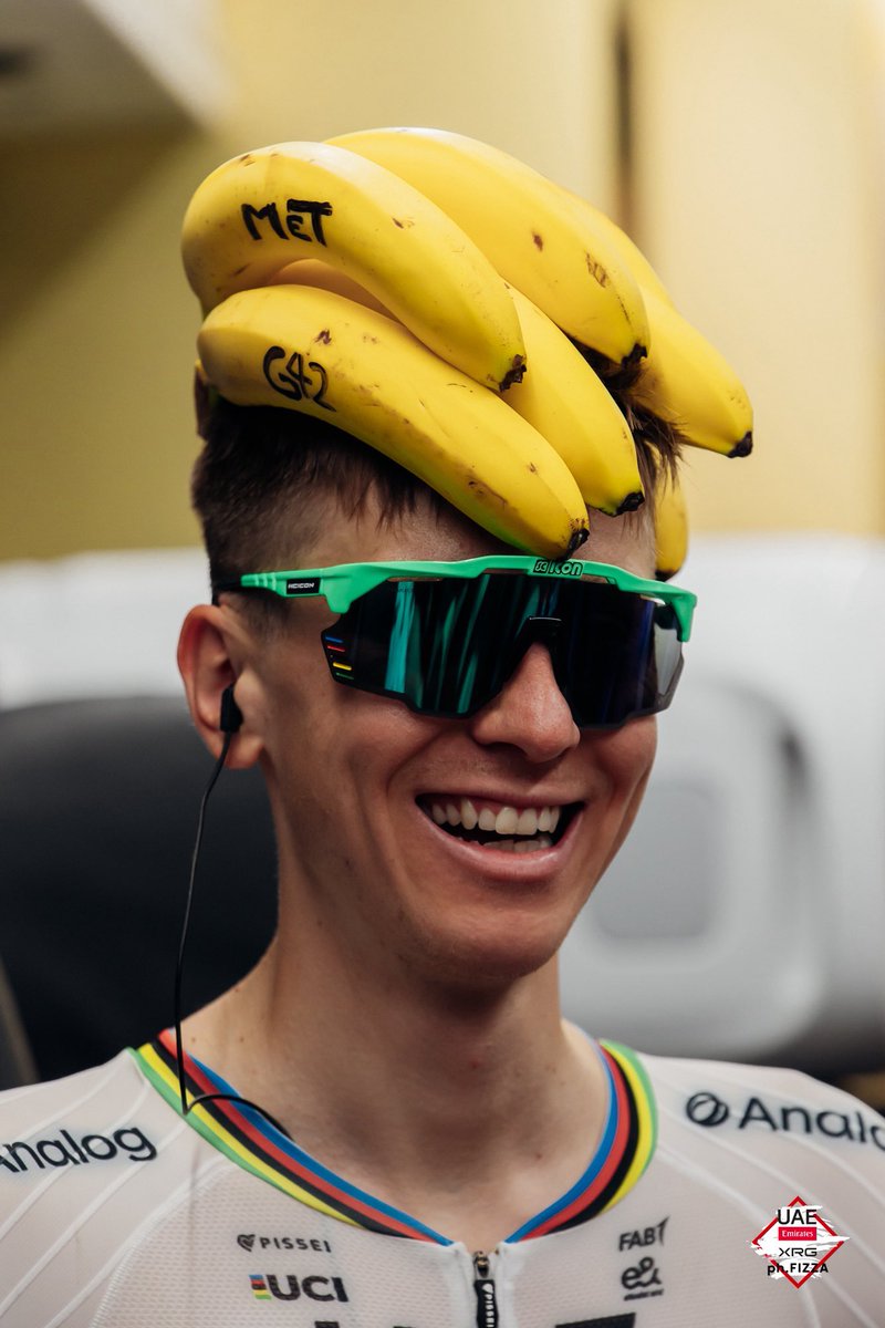 😃 Tadej Pogacar’ın tur öncesinde keyfi yerinde.