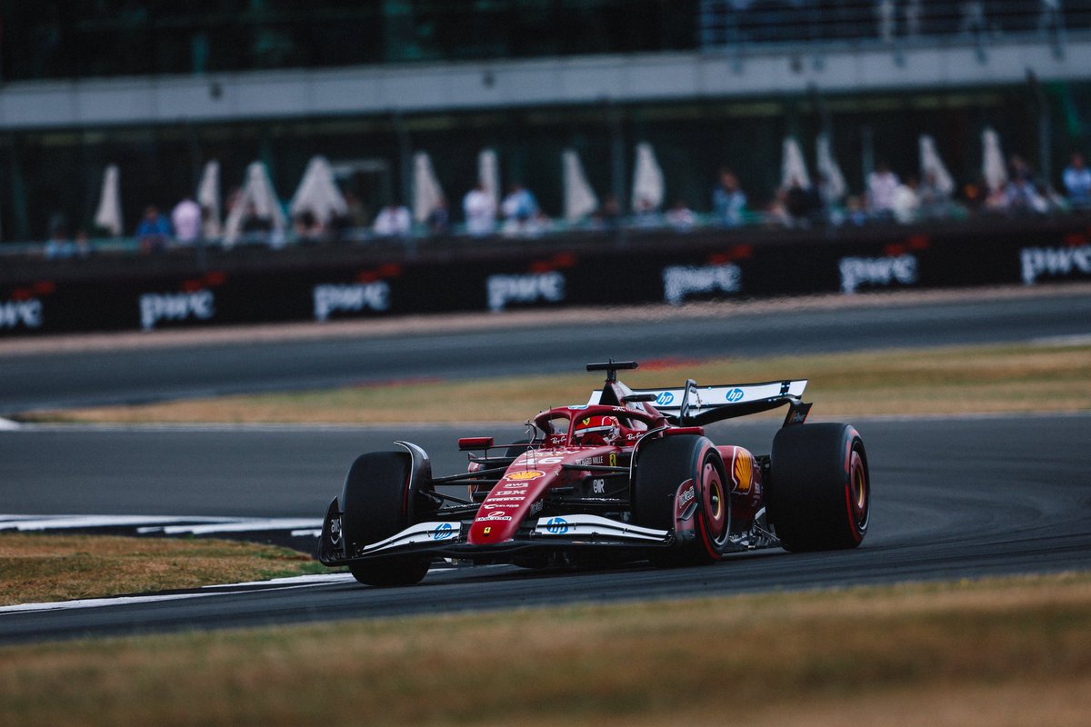 CL16_inside's tweet photo. 📻 Bryan : « P6. »

📻 Charles : « FUCK. FUCK. FUCK. FUCK. So fucking shit I am. I am so fucking shit. That's all I am. »

#F1 #BritishGP 🇬🇧 https://t.co/FkJ1iXDIip