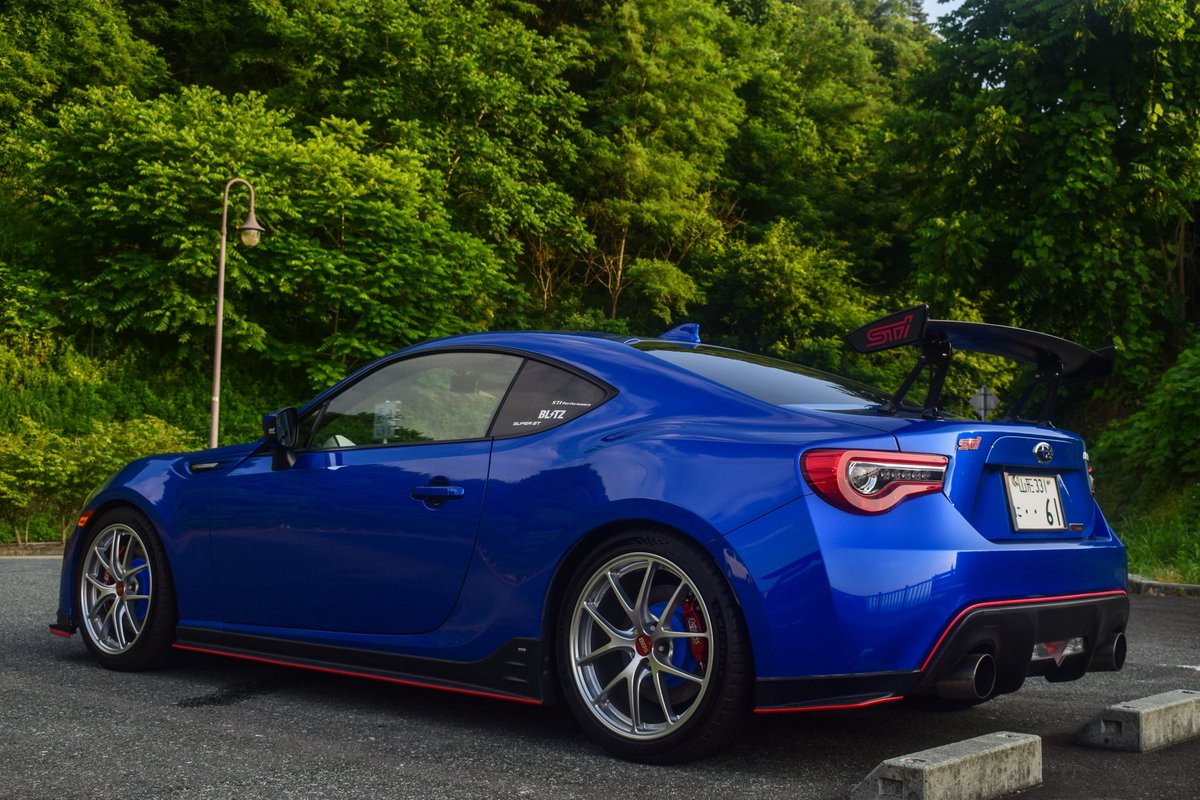 yuma_BRZ's tweet photo. 車検が終わり乗れる権利を貰えました！

そしてnewstyle
ブレーキ ENDLESS   6POTライト

カラーオプションのレッドアルマイトがかっこよすぎる件について https://t.co/B18xXdNuft