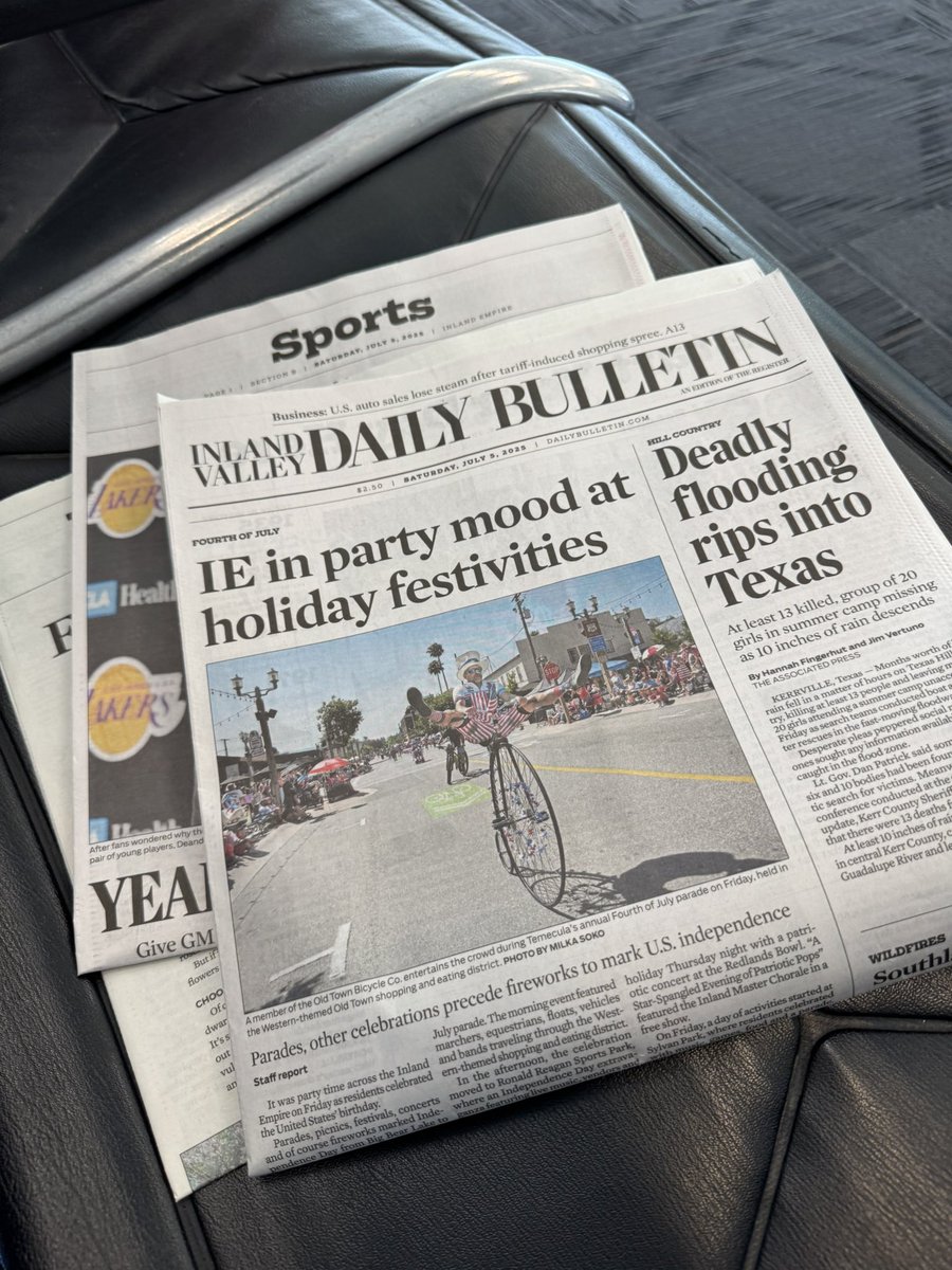 DavidAllen909's tweet image. Leaving my @ivdailybulletin behind at @flyONT for the next person (or cleaning crew?)