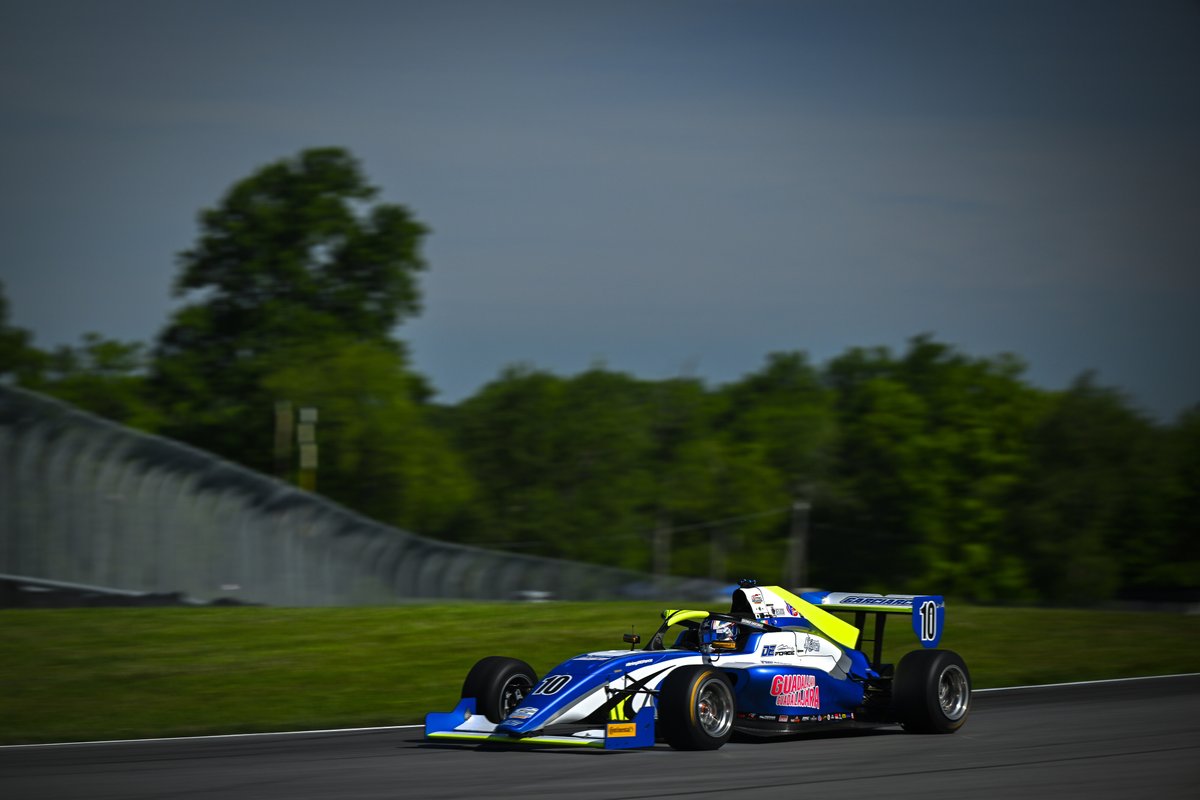 It’s been a great morning of racing so far — and we’re not done yet. USF Pro 2000 is up next at 11:55 AM EDT! Stay tuned for more action on track

📺 Watch all Races live on our YouTube channel  youtube.com/@usfprochampio…
📲 Also streaming on the USFPRO App.

#USFPro #IndyCar