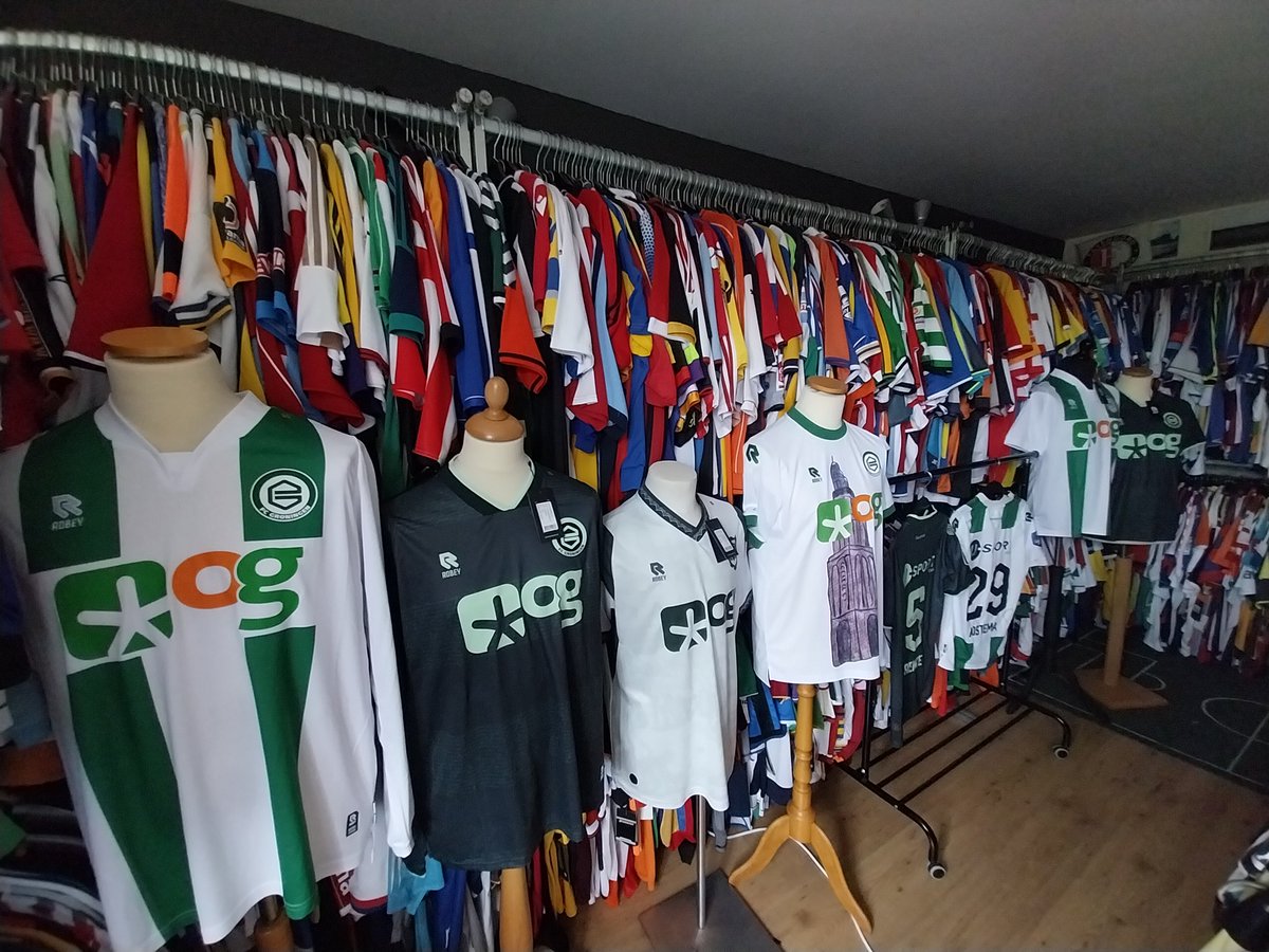 3.020) footballshirtscollection@voetbalshirts.org (@vtblshirts) on Twitter photo FC Groningen 24/25 complete! Home and away longsleeve, shortsleeve and matchworn! Also 3rd and 4th shirt in the collection!
#fcgroningen #footballshirt #collection #050
Thanks <a href="/FCGStore/">FC Groningen Store</a>! FC Groningen 24/25 complete! Home and away longsleeve, shortsleeve and matchworn! Also 3rd and 4th shirt in the collection!
#fcgroningen #footballshirt #collection #050
Thanks <a href="/FCGStore/">FC Groningen Store</a>!