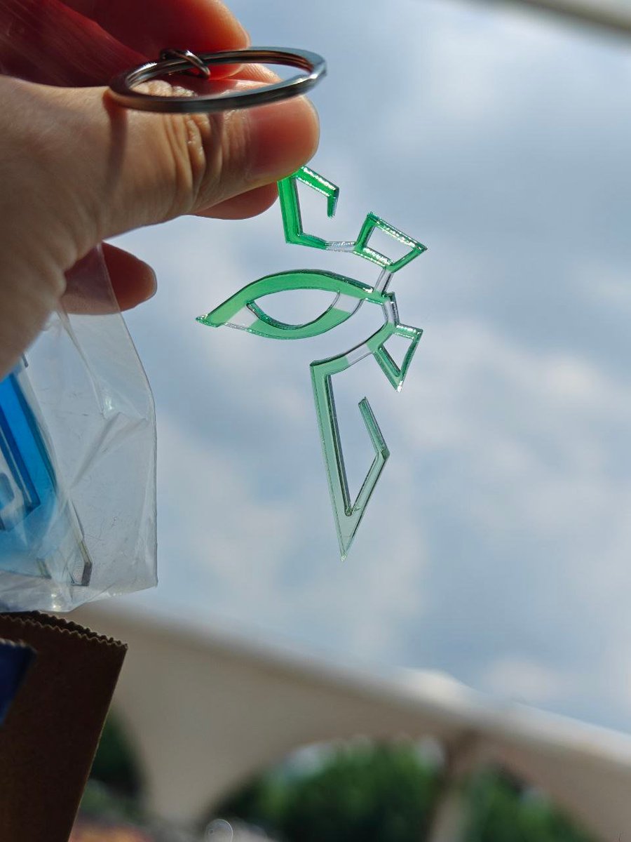 eastx_1031's tweet photo. July 2025 IFS scorched in Wuhan — the feels-like temp hit 49°C! ☀️🥵
Huge thanks to all agents who showed up despite the heat, and to yacyan for the cool Ingress-themed goodies! 🔑
Nothing beats hotpot in full-blast AC on a day like this. 🍲❄️

#IFSwuhan #IngressFS https://t.co/jLi0UWnvnK