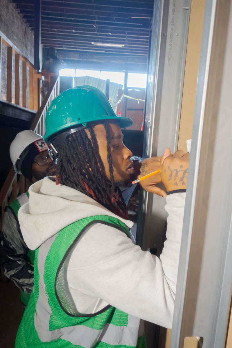 IMAN—Chicago + ATL tweet media