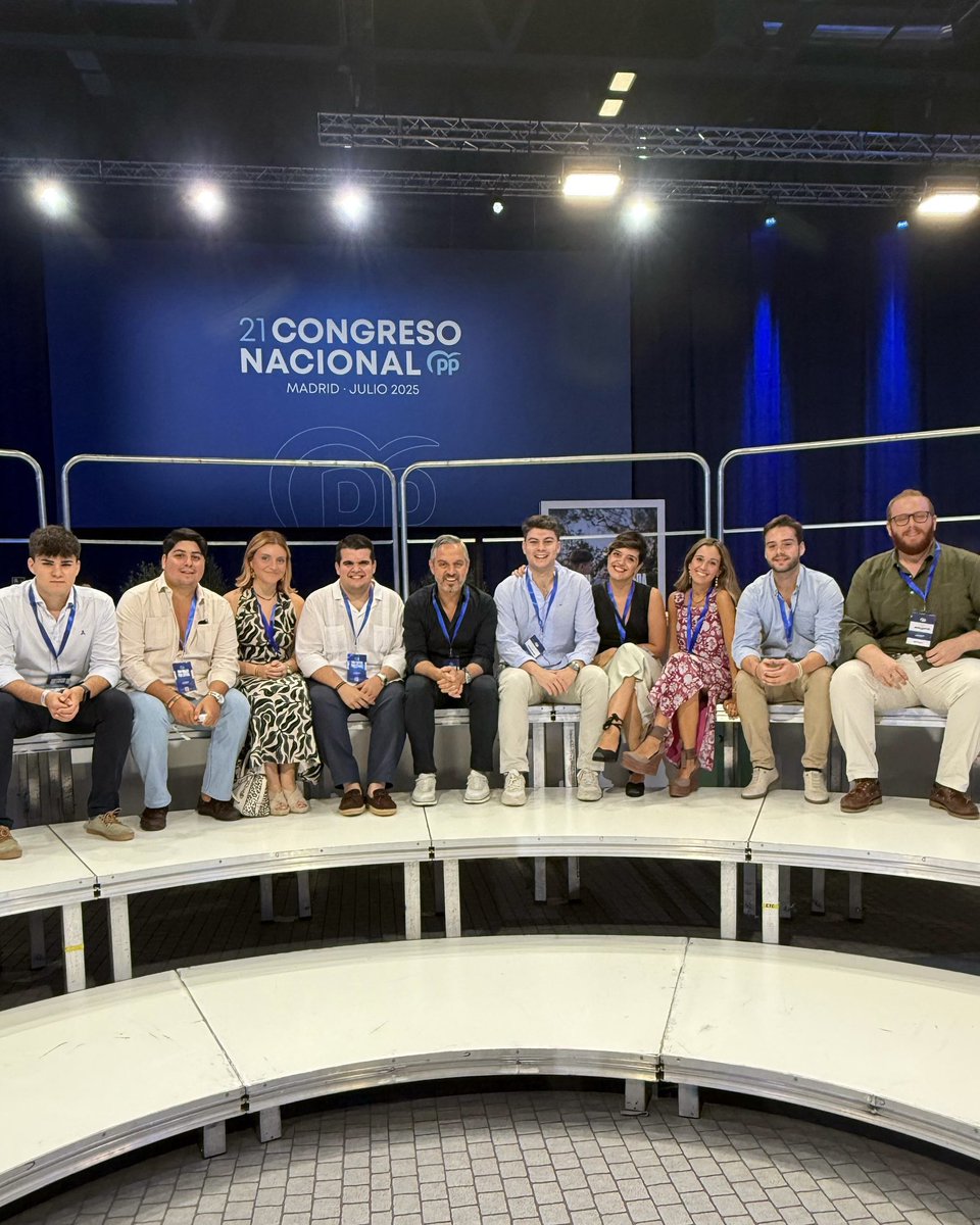 El equipazo del PP de Sevilla en el #21CongresoNacionalPP, sumando fuerza, compromiso y futuro junto a <a href="/NunezFeijoo/">Alberto Núñez Feijóo</a> .

Somos parte del cambio que necesita España: un Gobierno serio, honesto y centrado en lo importante. 

#TomaPartidoPorEspaña🇪🇸