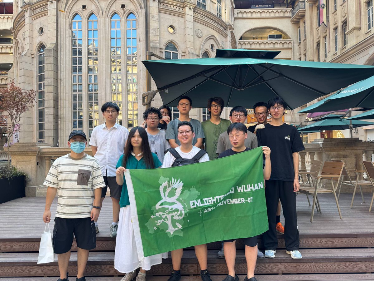 eastx_1031's tweet photo. July 2025 IFS scorched in Wuhan — the feels-like temp hit 49°C! ☀️🥵
Huge thanks to all agents who showed up despite the heat, and to yacyan for the cool Ingress-themed goodies! 🔑
Nothing beats hotpot in full-blast AC on a day like this. 🍲❄️

#IFSwuhan #IngressFS https://t.co/jLi0UWnvnK