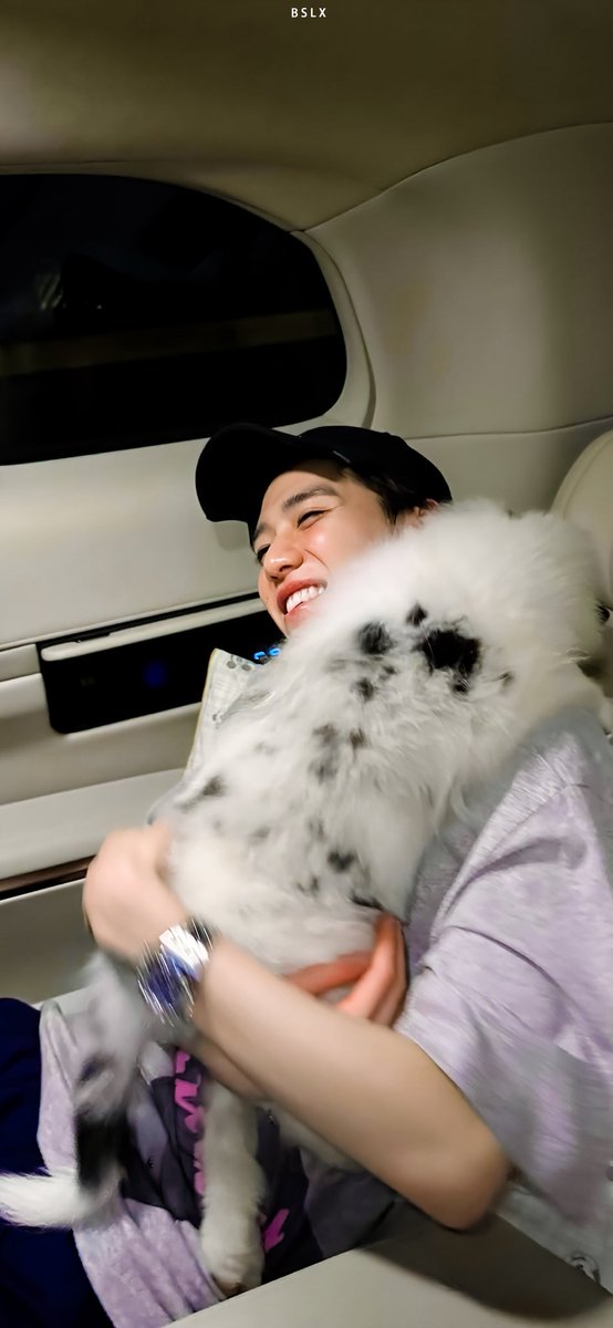 BILLKIN_BSLX's tweet image. #พีพีกฤษฏ์ 
#BSLXWALLPAPER 
#พีพี 
#ppkritt