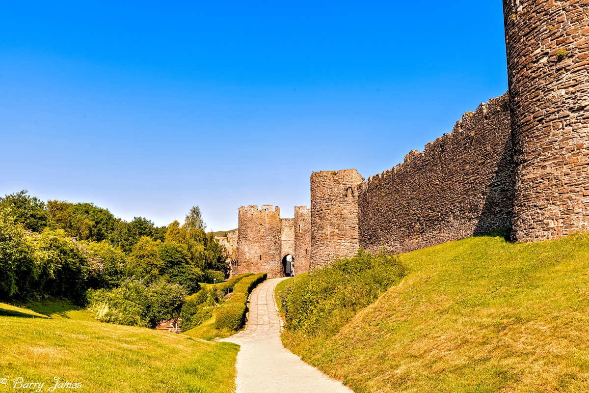 ValleyBoy (@bjroberts) on Twitter photo The walls try hard to talk, as I'm immersed in history on the Gyffin side of Conwy's Medieval Castle and town walls. <a href="/Ruth_ITV/">Ruth_TV</a> <a href="/WalesCoastPath/">Llwybr Arfordir Cymru / Wales Coast Path</a> <a href="/ItsYourWales/">It's Your Wales</a> <a href="/NWalesSocial/">#NorthWalesSocial โฌ๏ธ๐ด๓ ง๓ ข๓ ท๓ ฌ๓ ณ๓ ฟ๐ค</a> <a href="/northwaleslive/">North Wales Live</a> <a href="/northwalescom/">NorthWales.com</a> <a href="/AllThingsCymru/">All Things Welsh ๐ด๓ ง๓ ข๓ ท๓ ฌ๓ ณ๓ ฟ</a> #Medieval #Conwy #Castle #TownWalls #GyffinSide #July #Wales The walls try hard to talk, as I'm immersed in history on the Gyffin side of Conwy's Medieval Castle and town walls. <a href="/Ruth_ITV/">Ruth_TV</a> <a href="/WalesCoastPath/">Llwybr Arfordir Cymru / Wales Coast Path</a> <a href="/ItsYourWales/">It's Your Wales</a> <a href="/NWalesSocial/">#NorthWalesSocial โฌ๏ธ๐ด๓ ง๓ ข๓ ท๓ ฌ๓ ณ๓ ฟ๐ค</a> <a href="/northwaleslive/">North Wales Live</a> <a href="/northwalescom/">NorthWales.com</a> <a href="/AllThingsCymru/">All Things Welsh ๐ด๓ ง๓ ข๓ ท๓ ฌ๓ ณ๓ ฟ</a> #Medieval #Conwy #Castle #TownWalls #GyffinSide #July #Wales