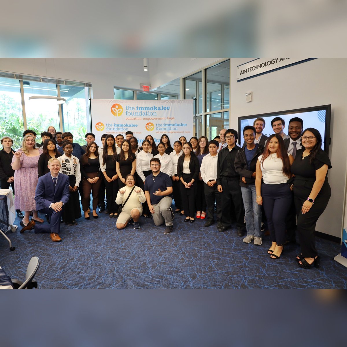 ImmokaleeFound's tweet image. 📣 These students didn’t just pitch—they owned the room.  
From apps to smart tech, their ideas are shaping the future of SWFL.  Career development = opportunity + innovation.  
 #StudentEntrepreneurs #CareerPathways #SWFLFuture #YouthInnovation #SharkTankVibes