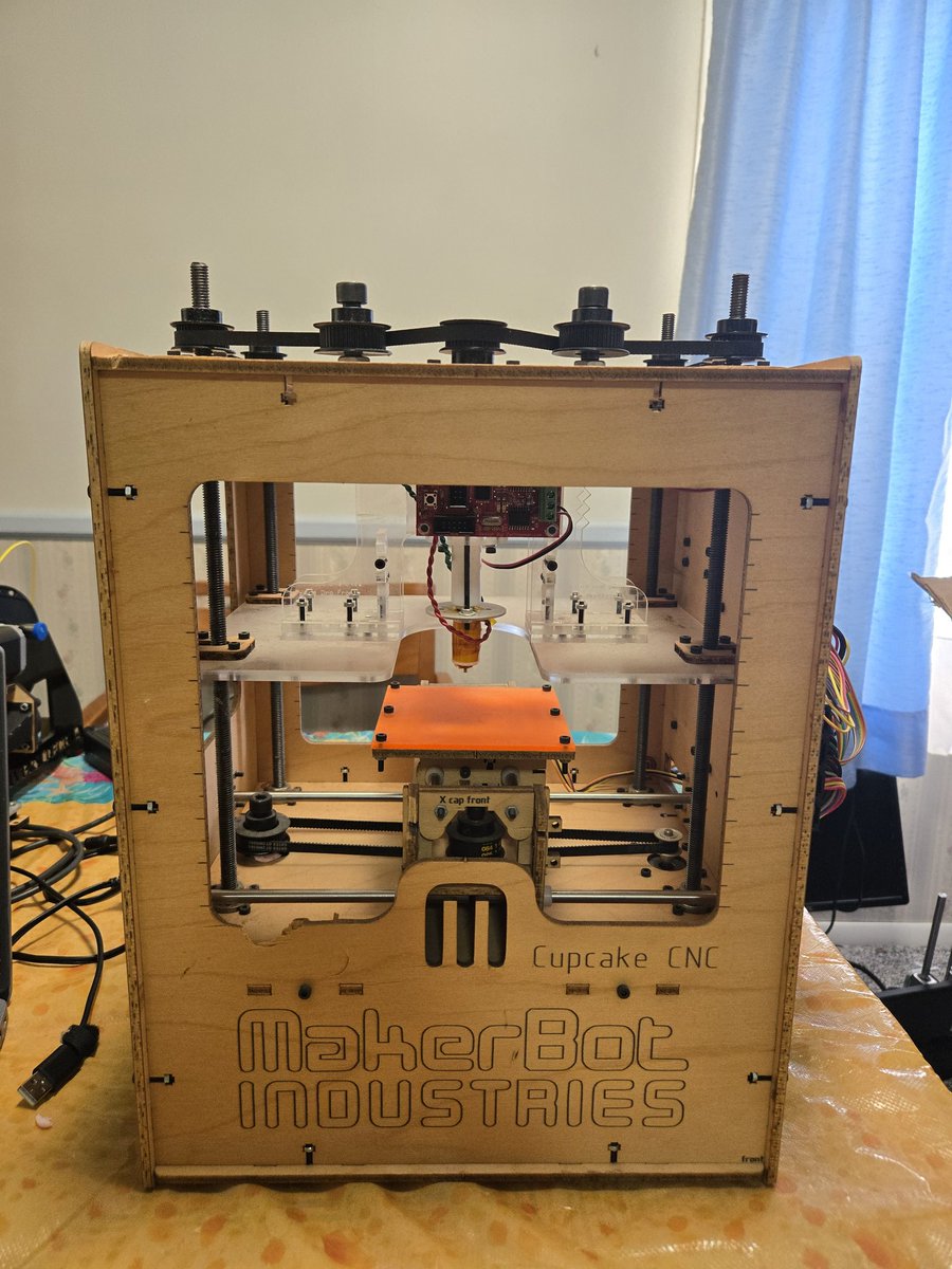 RainMotorsports's tweet image. Big news. I finally added a. @makerbot Cupcake CNC to the collection and it will be with the rest @3DPrintopia. Depending on how things go this may be the only non runner in the booth. But we will try.
